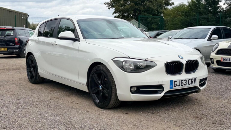2013 BMW 1 Series 2.0 116d Sport Euro 5 (s/s) 5dr in White — image 1