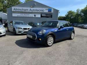 2015 MINI Hatch 1.5 Cooper D Euro 6 (s/s) 3dr in Blue — image 4