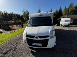 2007 Dethleffs Esprit Gt Fixed Bed 4 Berth in White — image 4
