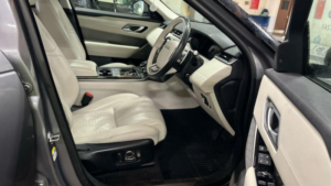 2020 Land Rover Range Rover Velar 2.0 D240 Hse Auto 4WD Euro 6 (s/s) 5dr in Grey — image 3