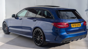 2016 Mercedes-Benz C Class 2.0 C200 Amg Line (premium Plus) 7g-Tronic+ Euro 6 (s/s) 5dr in Blue — image 4