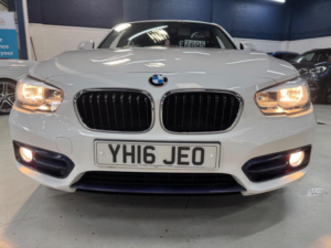 2016 BMW 1 Series 1.5 118i Sport Euro 6 (s/s) 5dr in White — image 4