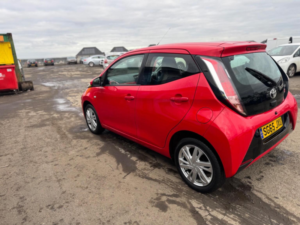 2015 Toyota Aygo 1.0 Vvt-I X-Pression X-Wave Euro 5 5dr Euro 5 in Red — image 3