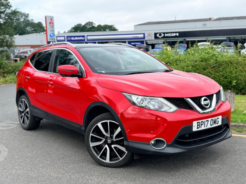 2017 Nissan Qashqai 1.5 Dci Tekna 2WD Euro 6 (s/s) 5dr in Red — image 1