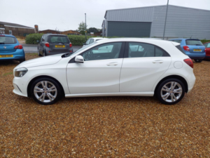 2016 Mercedes-Benz A Class 2.1 A200d Sport (executive) Euro 6 (s/s) 5dr in White — image 4