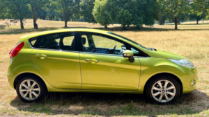 2009 Ford Fiesta 1.4 Zetec 5dr in Green — image 5