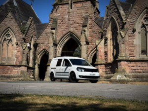 2015 Volkswagen Caddy Maxi 1.6 Tdi C20 Maxi Highline in White — image 2