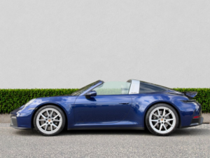 2024 Porsche 911 3.6 T-Hybrid 992 4 Gts Targa 2dr Petrol Hybrid Pdk 4WD Euro 6 (s/s) (541 Ps) in Blue — image 4