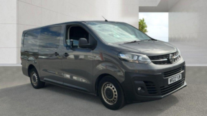 2022 Vauxhall Vivaro 2.0 Turbo D 3100 Dynamic Crew Van L2 H1 Euro 6 (s/s) 6dr in Grey — image 4