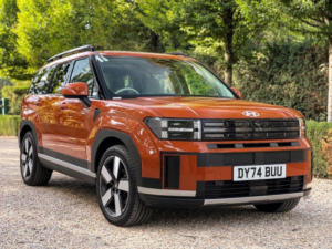2024 Hyundai Santa Fe 1.6 T-Gdi 13.8kwh Ultimate Auto 4WD Euro 6 (s/s) 5dr (7seat) in Orange — image 2