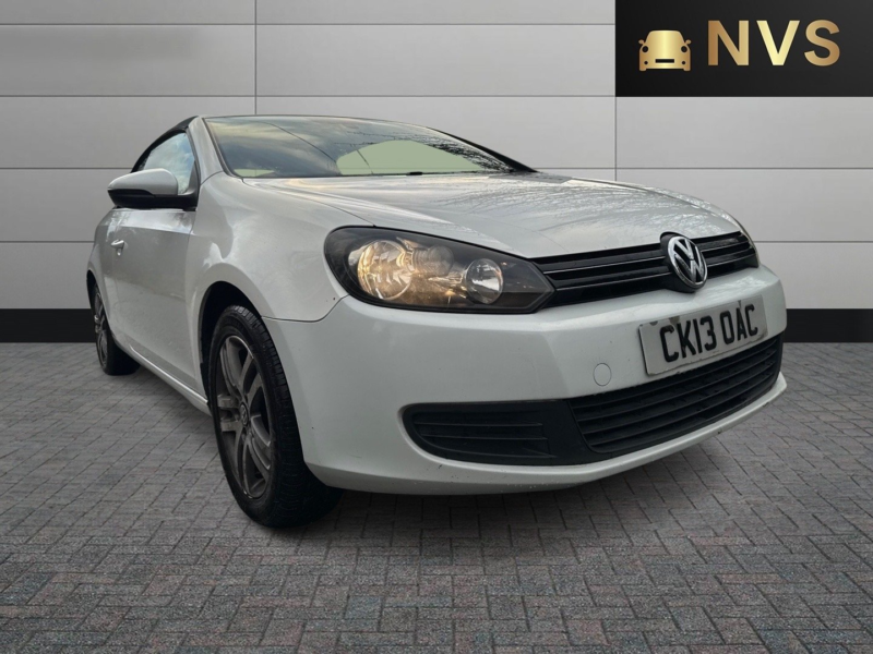 2013 Volkswagen Golf 1.6 Tdi Bluemotion Tech Se in White — image 1