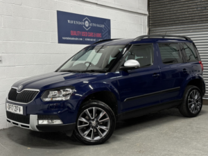 2017 Skoda Yeti 1.2 Tsi Se Drive in Blue — image 2