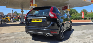 2017 Volvo Xc60 2.4 R-Design Lux Nav D5 AWD in Black — image 3