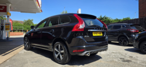 2017 Volvo Xc60 2.4 R-Design Lux Nav D5 AWD in Black — image 4