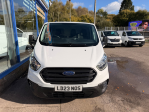 2023 Ford Transit Custom 2.0 300 Ecoblue Leader Panel Van 5dr Diesel Manual L2 H1 Euro 6 130 Ps in White — image 2