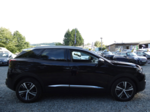 2018 Peugeot 3008 1.2 Puretech Allure SUV 5dr Petrol Manual Euro 6 (s/s) (130 Ps) in Black — image 2