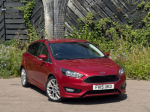 2015 Ford Focus 1.0t Ecoboost Zetec S Euro 6 (s/s) 5dr in Red — image 5