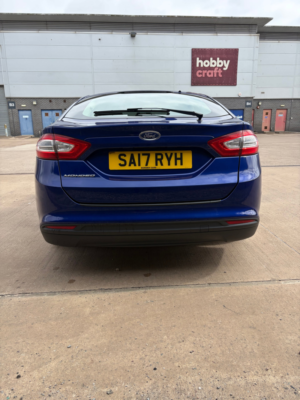 2017 Ford Mondeo 1.6 Tdci Econetic Style Hatchback 5dr Diesel Manual Euro 5 (s/s) (115 Ps) in Blue — image 4