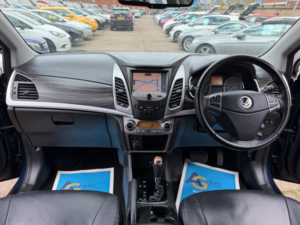 2016 Ssangyong Korando 2.2d Elx Auto 4WD Euro 6 5dr in Blue — image 2
