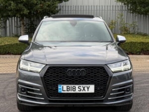 2018 Audi Sq7 4.0 Tdi V8 Tiptronic Quattro Euro 6 (s/s) 5dr in Grey — image 2