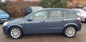 2006 Vauxhall Astra 1.9 Cdti 16v Elite 5dr in Blue — image 2