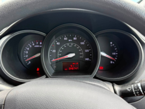 2012 Kia Rio 1.3 1 in Red — image 3