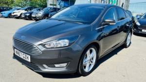 2017 Ford Focus 1.0 T Ecoboost Titanium in Grey — image 6
