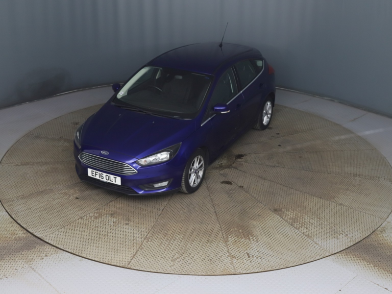 2016 Ford Focus 1.0 T Ecoboost Zetec in Blue — image 1