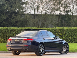 2021 Mercedes-Benz E Class 2.0 E220d Amg Line Night Edition (premium Plus) G-Tronic+ Euro 6 (s/s) 4dr in Blue — image 3