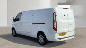 2022 Ford Transit Custom 2.0 Transit Custom Limited Van 300 L2 2.0l Ecoblue 130ps Fwd 6 Speed Manual in White — image 5