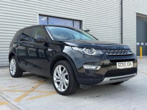 2015 Land Rover Discovery Sport 2.0 Td4 Hse Luxury Auto 4WD Euro 6 (s/s) 5dr in Black — image 6