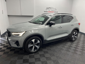 2025 Volvo Xc40 2.0 B4 Mhev Plus Dark Dct Auto Euro 6 (s/s) 5dr in Grey — image 6