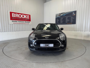 2016 MINI Clubman 1.5 Cooper Euro 6 (s/s) 6dr in Black — image 5