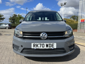 2020 Volkswagen Caddy 2.0 Tdi C20 Highline in Grey — image 2