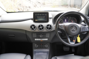 2017 Mercedes-Benz B Class 1.5 B180d Se in Silver — image 2