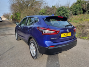 2021 Nissan Qashqai 1.3 Dig-T Acenta Premium in Blue — image 3