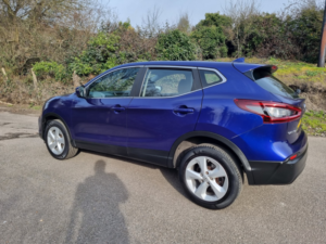 2021 Nissan Qashqai 1.3 Dig-T Acenta Premium in Blue — image 4