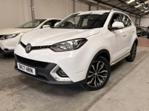 2017 MG Gs 1.5 Tgi Exclusive in White — image 2