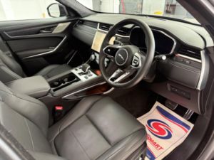 2023 Jaguar F-Pace 2.0 P400e 19.3kwh R-Dynamic Hse Black Auto AWD Euro 6 (s/s) 5dr in Grey — image 6