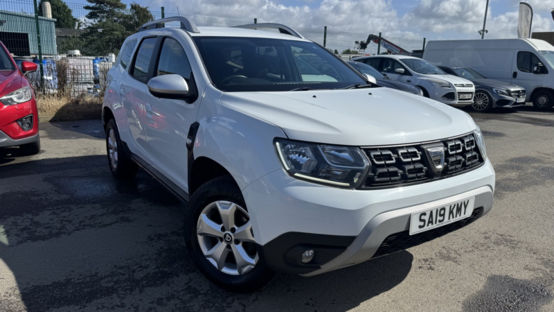 2019 Dacia Duster 1.3 Comfort Tce 130 4x2 My19 in White — image 1