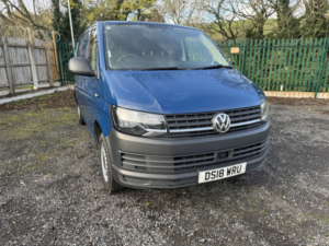 2018 Volkswagen Transporter 2.0 Tdi T28 Bluemotion Tech Startline in Blue — image 4