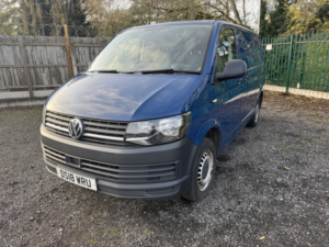 2018 Volkswagen Transporter 2.0 Tdi T28 Bluemotion Tech Startline in Blue — image 6