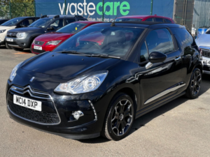 2014 Citroen Ds3 Cabrio 1.6 Vti Dstyle Plus in Black — image 6