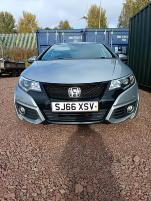 2016 Honda Civic 1.6 I-Dtec Se Plus in Silver — image 5