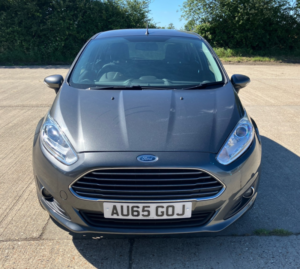 2015 Ford Fiesta 1.25 Zetec 5dr in Grey — image 3