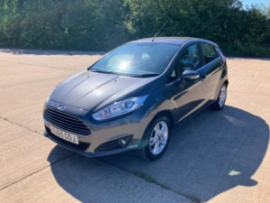 2015 Ford Fiesta 1.25 Zetec 5dr in Grey — image 4