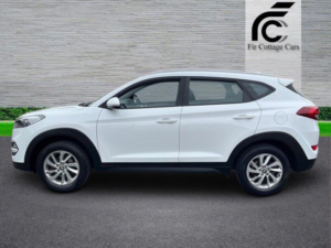 2017 Hyundai Tucson 2.0 Crdi Se Nav Auto 4WD Euro 6 5dr in White — image 6