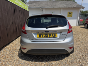 2009 Ford Fiesta 1.4 Titanium in Silver — image 5
