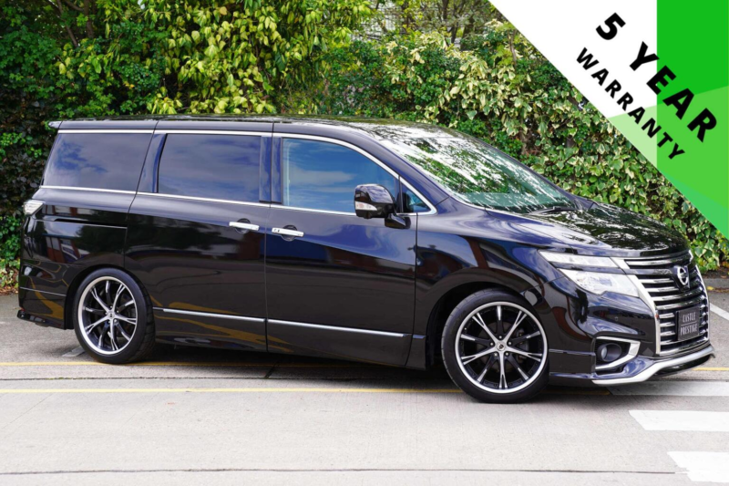 2016 Nissan Elgrand 2.5 Highway Star Premium 5dr 7 Seats in Black — image 1