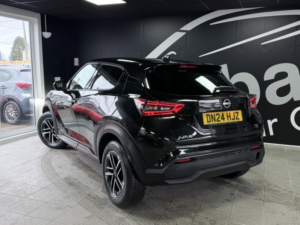 2024 Nissan Juke 1.0 Dig-T N-Connecta Dct Auto Euro 6 (s/s) 5dr in Black — image 5